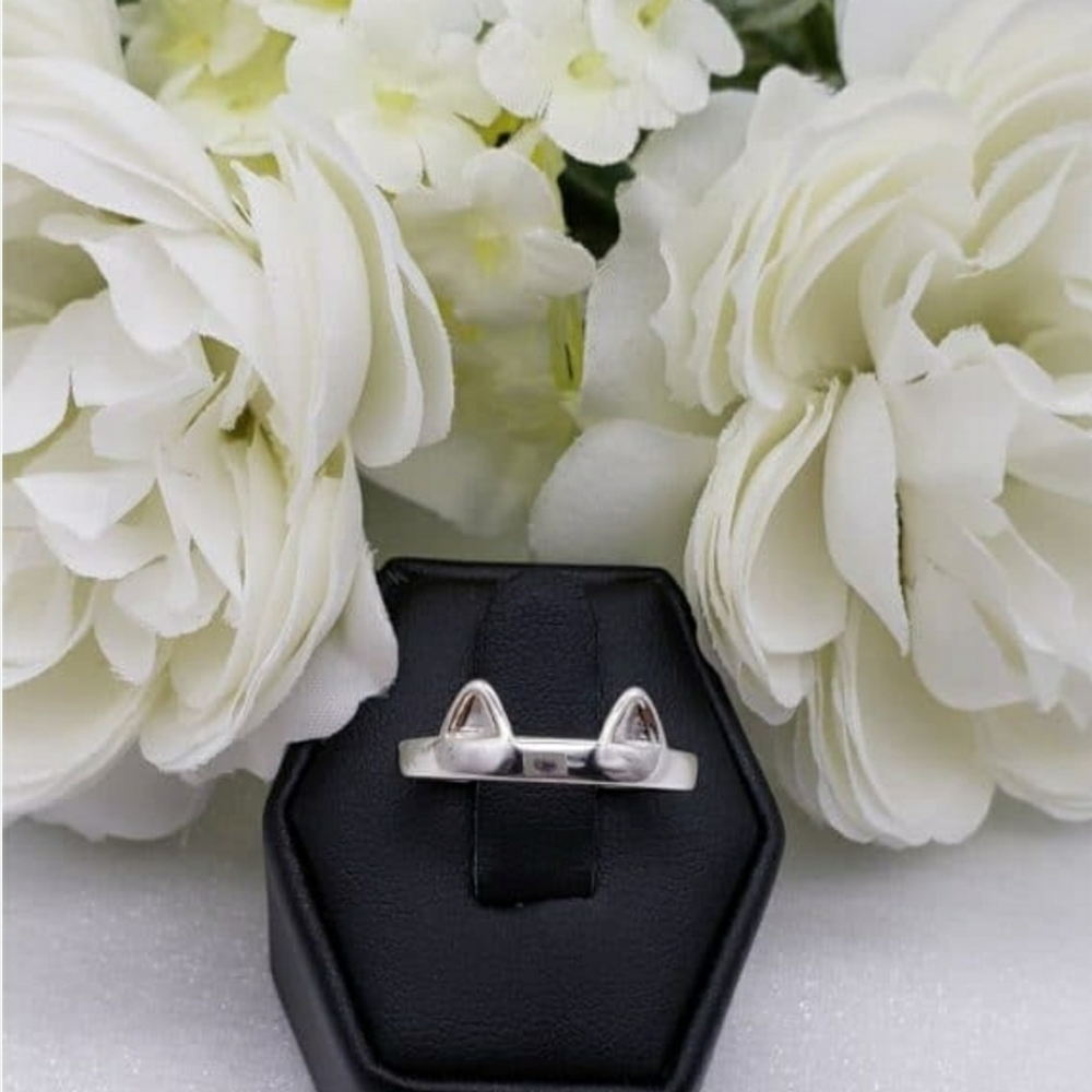 🥰 Kitty Ears Ring - Picture 3 of 4